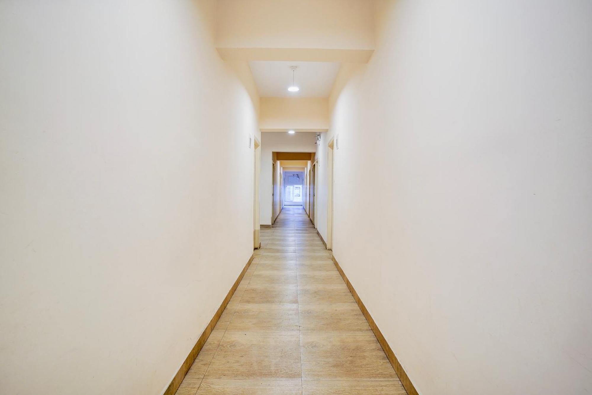 Fabhotel Grk Comforts - Jayanagar होटल