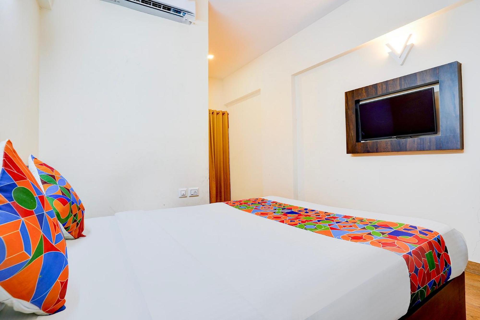 Fabhotel Grk Comforts - Jayanagar होटल